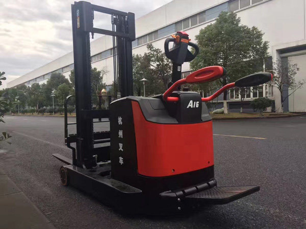 【杭叉百科】電動(dòng)搬運(yùn)車(chē)/堆高車(chē)常見(jiàn)的故障及解決辦法