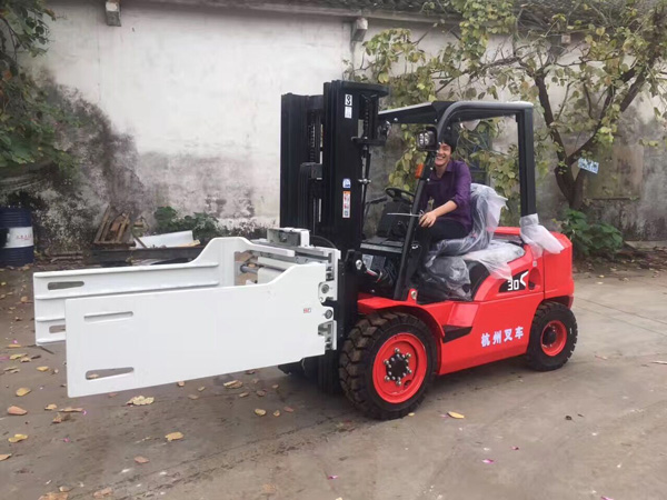 叉車(chē)使用前需要檢查什么？